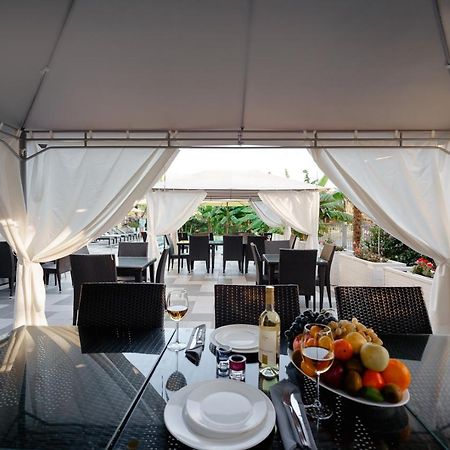 Sunrise Garden Hotel 3* Gagry Zewnętrze zdjęcie