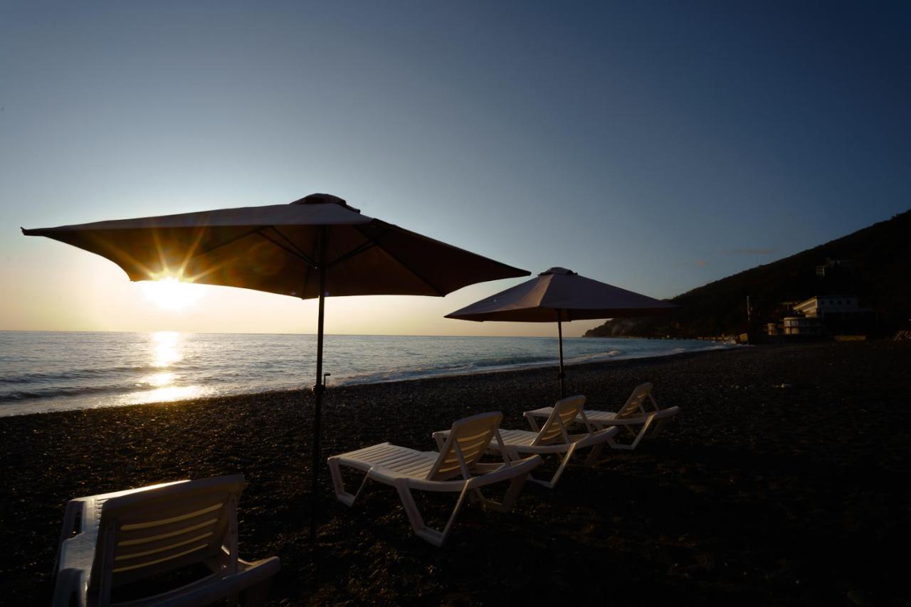 Sunrise Garden Hotel 3* Gagry Zewnętrze zdjęcie